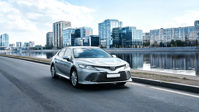 Toyota Camry — обложка статьи: Toyota Camry с пробегом: стоит ли покупать в 2026 году
