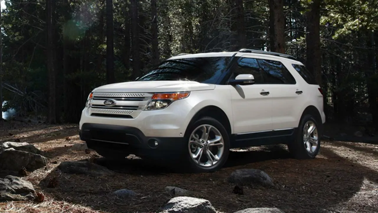 Автомобиль Ford Explorer V 2014