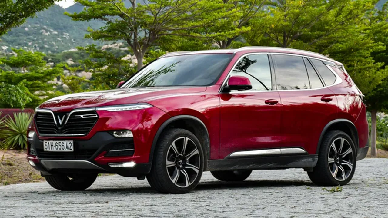 Автомобиль VinFast LUX SA2.0 2019-2022 2020