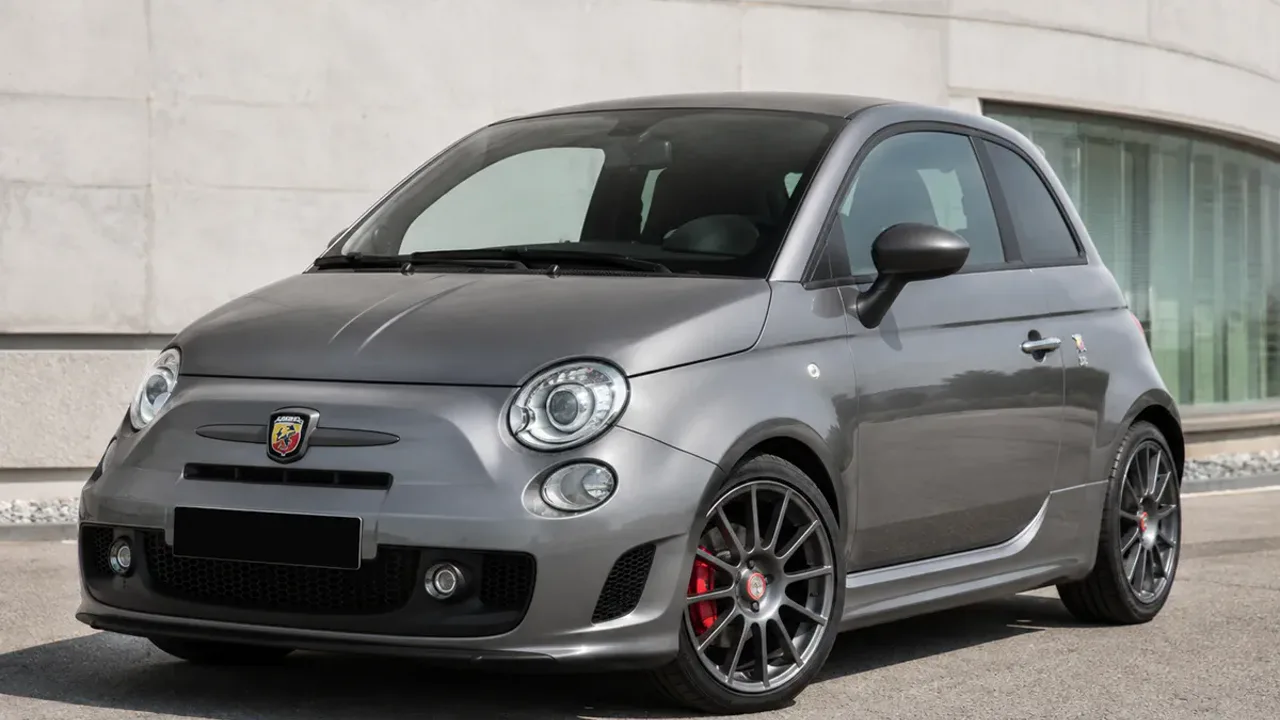 Автомобиль Abarth 595 I 2015