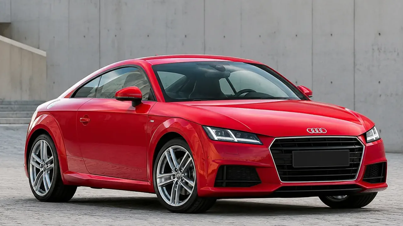 Автомобиль Audi TT III (8S) 2016