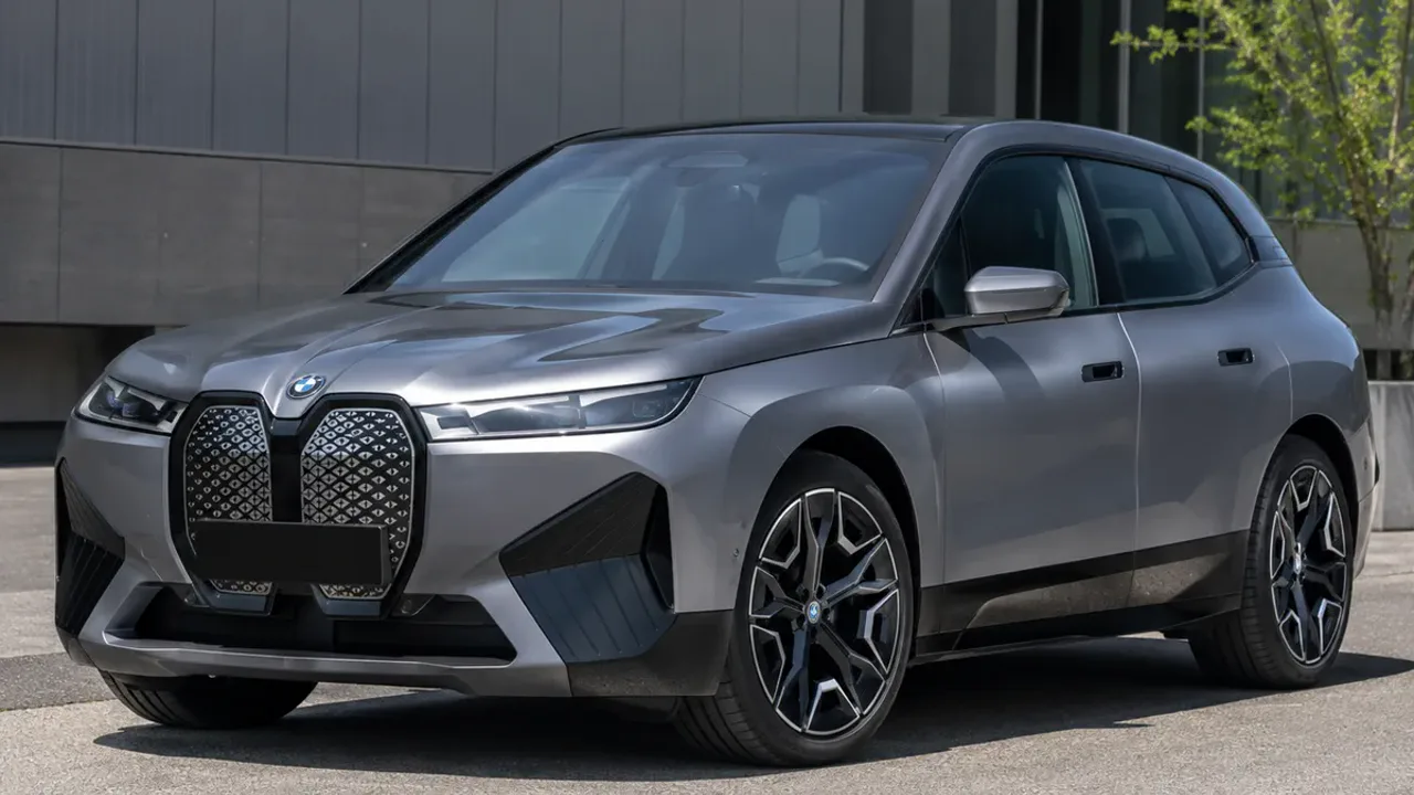 Автомобиль BMW iX I (I20) 2022