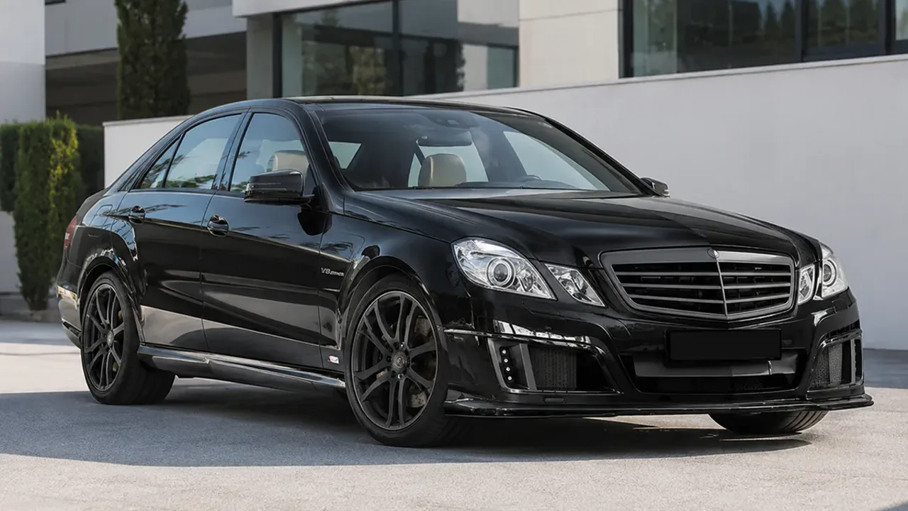 Автомобиль Brabus E V12 W212, C207, A207 2012