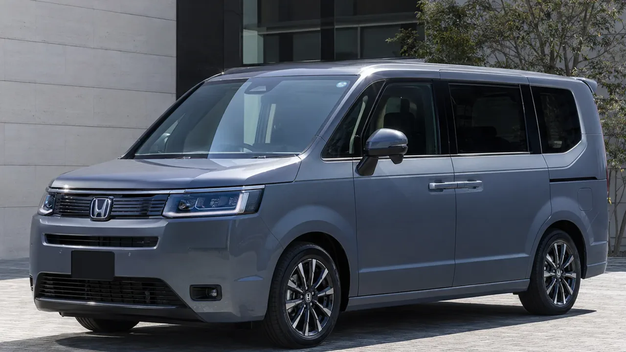 Автомобиль Honda Stepwgn VI 2023