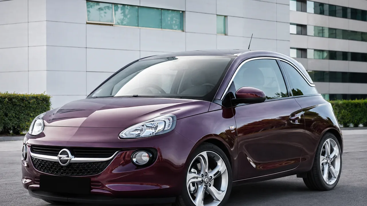 Автомобиль Vauxhall Adam I 2018