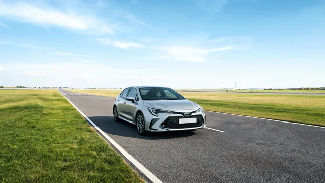 Toyota Corolla — обложка статьи: Toyota Corolla с пробегом: стоит ли покупать в 2026 году