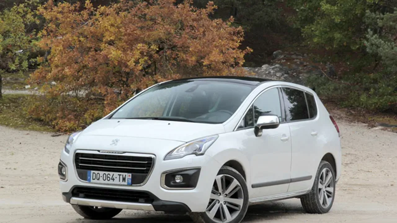 Автомобиль Peugeot 3008 I Рестайлинг 2014