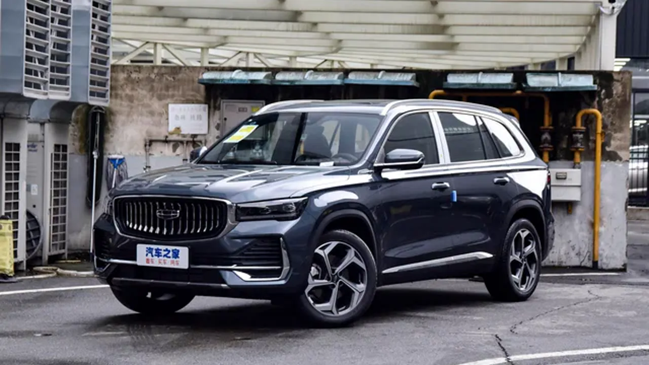 Автомобиль Geely Xingyue L I 2024