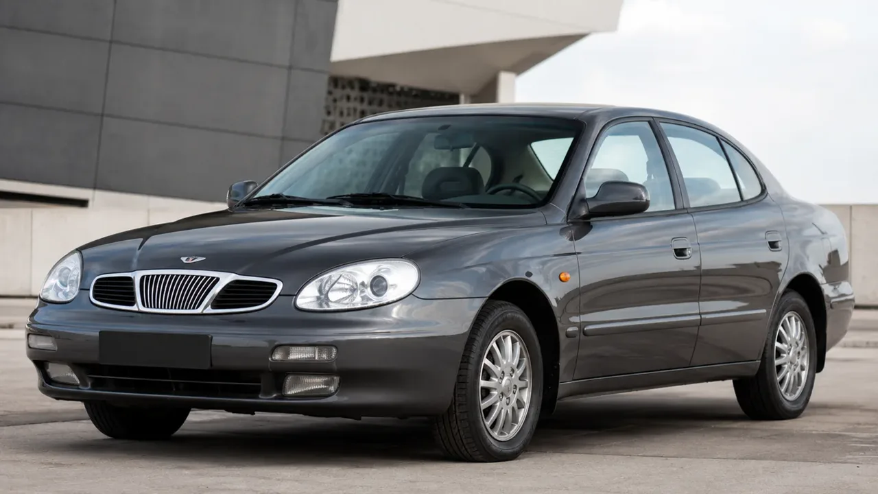 Автомобиль Daewoo Leganza 1997-2008 2002