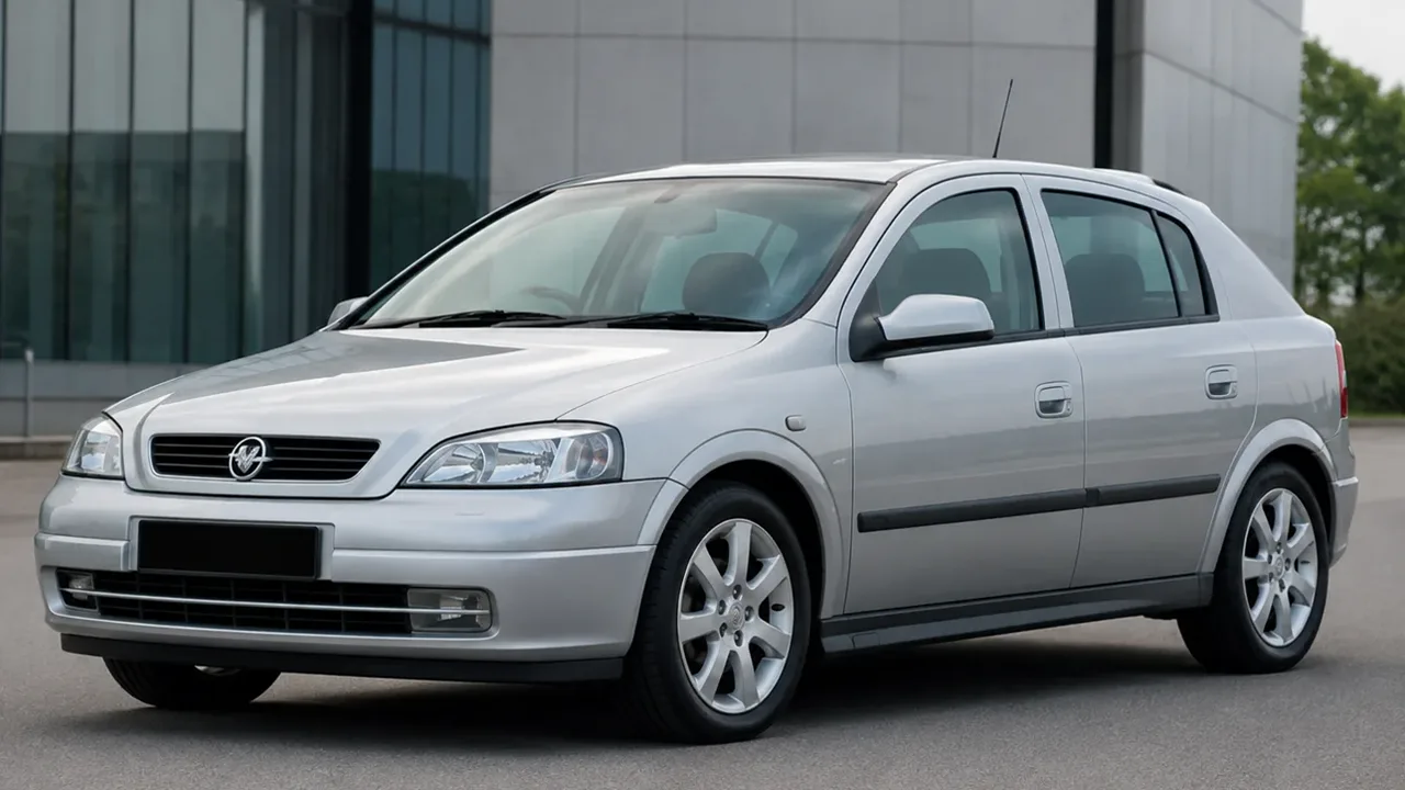 Автомобиль Holden Astra IV (TS) 2003