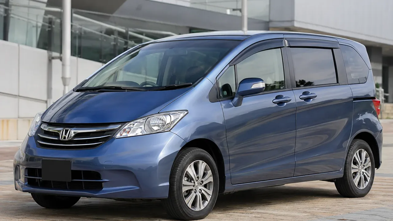 Автомобиль Honda Freed I Рестайлинг 2 2015