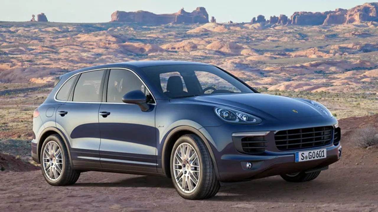 Автомобиль Porsche Cayenne II Рестайлинг (958) 2016