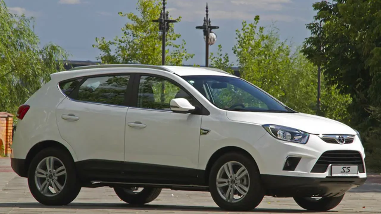 Автомобиль JAC S5 (Eagle) I 2016