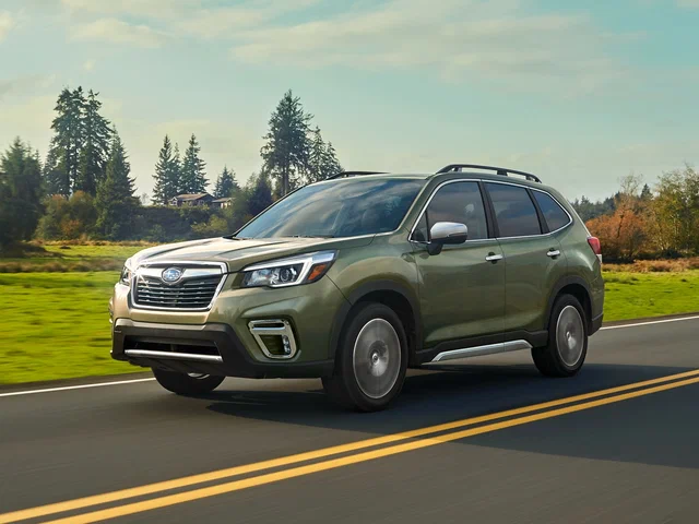 Автомобиль Subaru Forester V 2020