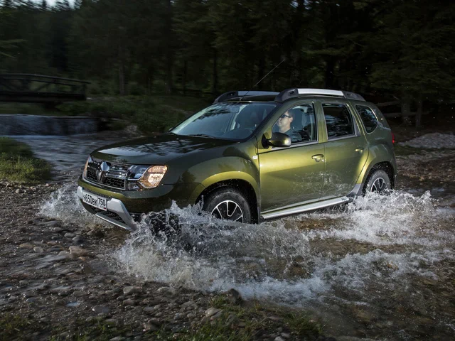 Автомобиль Renault Duster I Рестайлинг 2014