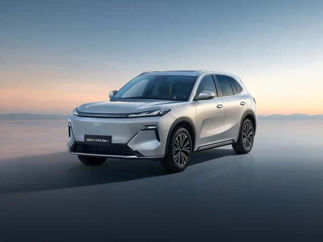 Автомобиль Geely EX5 EM-i 2025-н.в. 2025