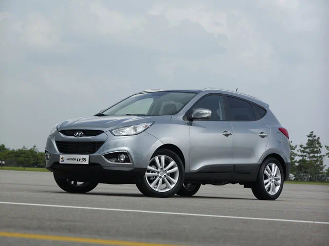 Автомобиль Hyundai ix35 I 2012