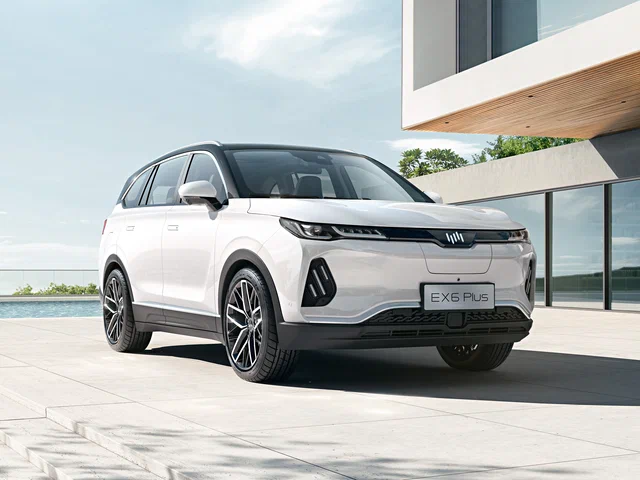 Автомобиль Weltmeister EX6 Plus 2019-2022 2020