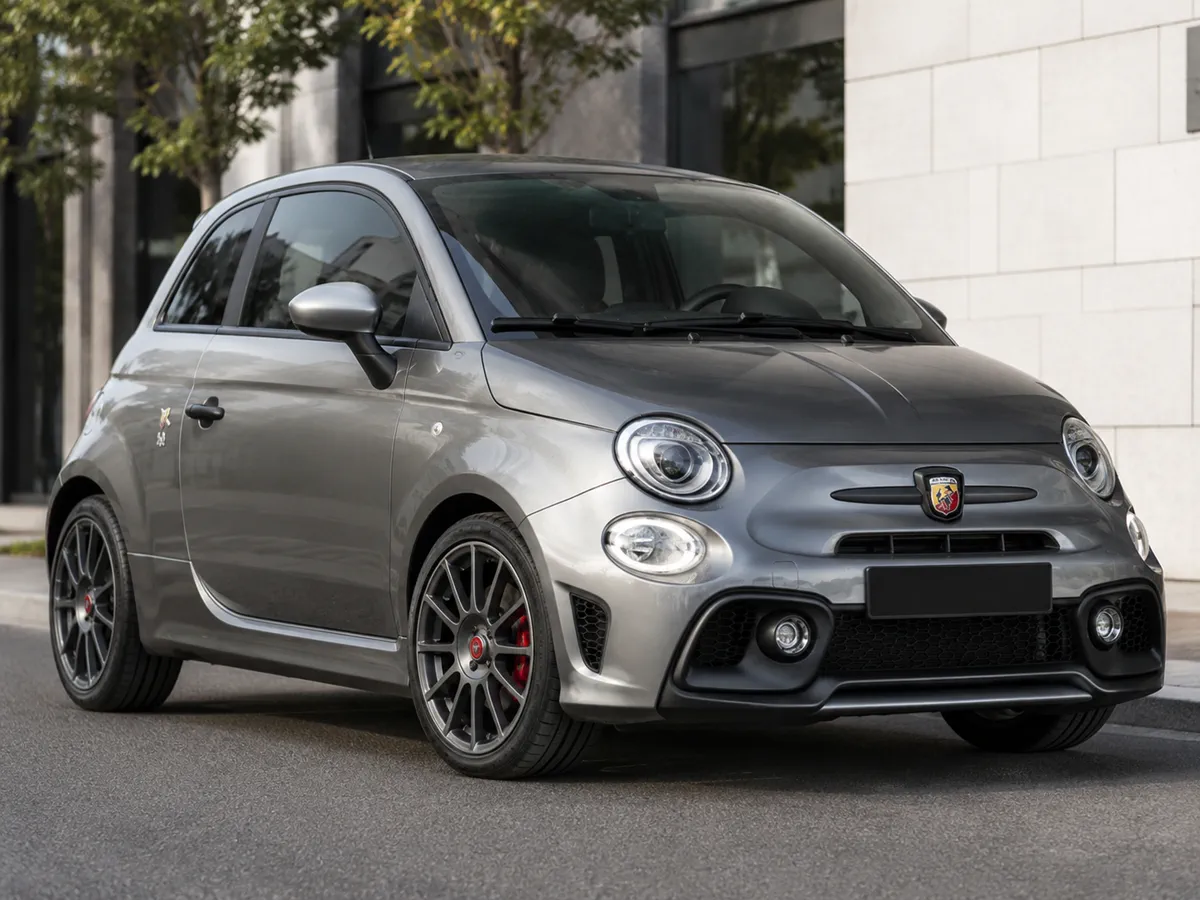 Автомобиль Abarth 595 I Рестайлинг 2021
