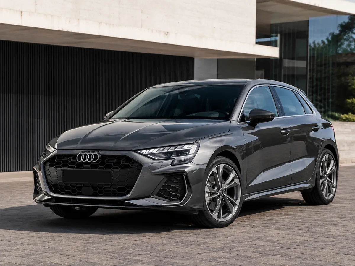 Автомобиль Audi A3 IV (8Y) Рестайлинг 2025