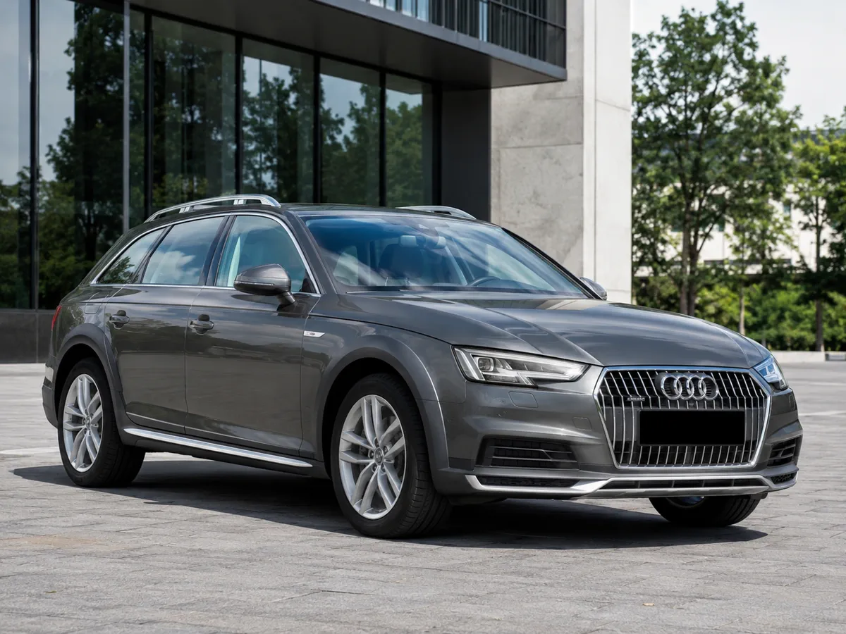 Автомобиль Audi A4 allroad V (B9) 2016