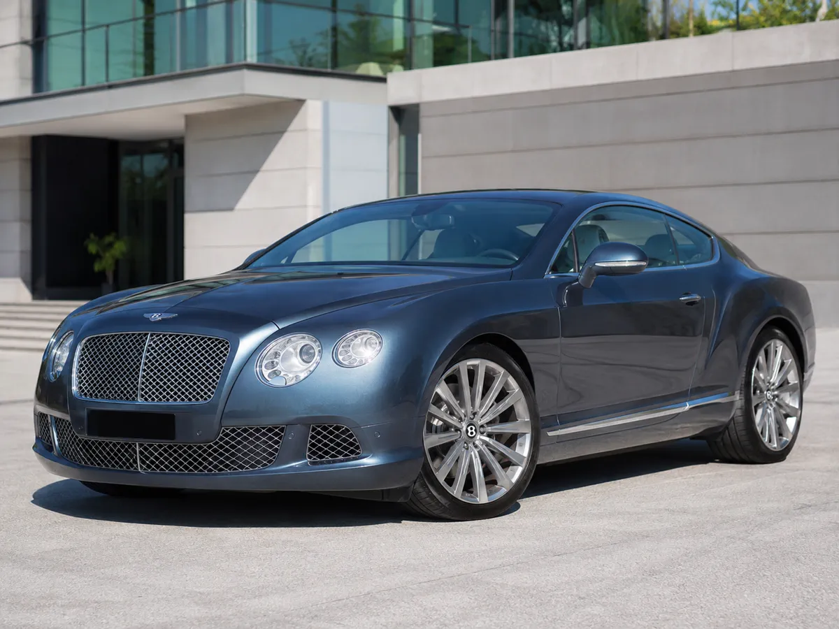 Автомобиль Bentley Continental GT II 2013