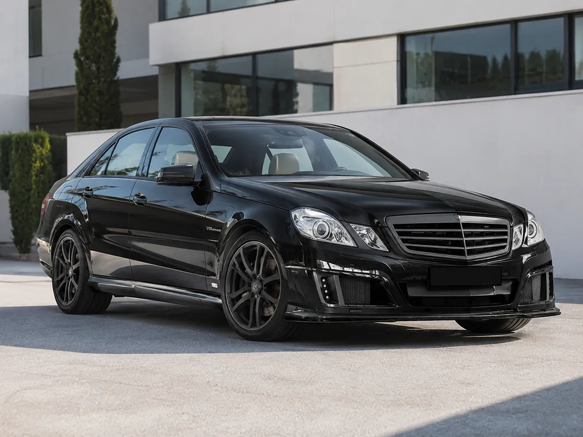 Автомобиль Brabus E V12 W212, C207, A207 2012