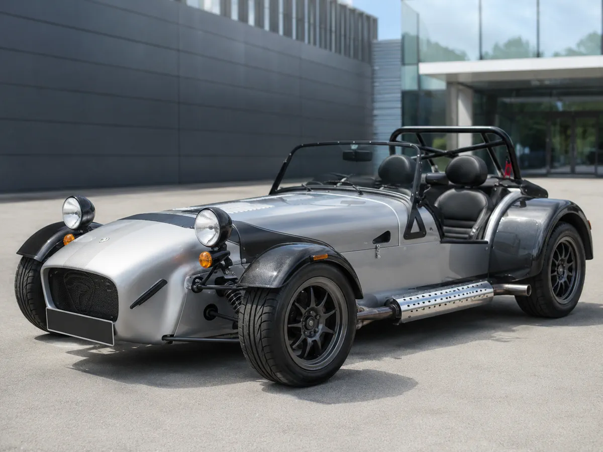 Автомобиль Caterham CSR 2005-н.в. 2015