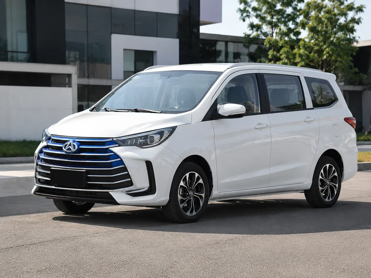 Автомобиль Changan Auchan Changxing 2019-2022 2020