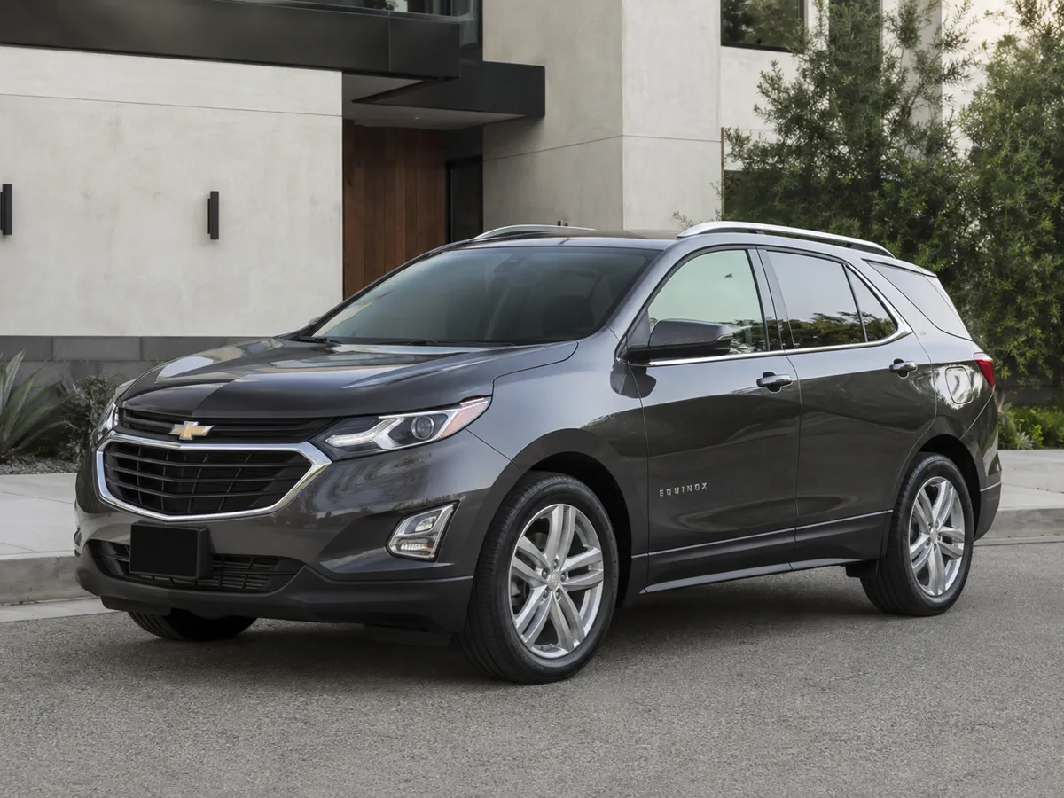 Автомобиль Chevrolet Equinox III 2019