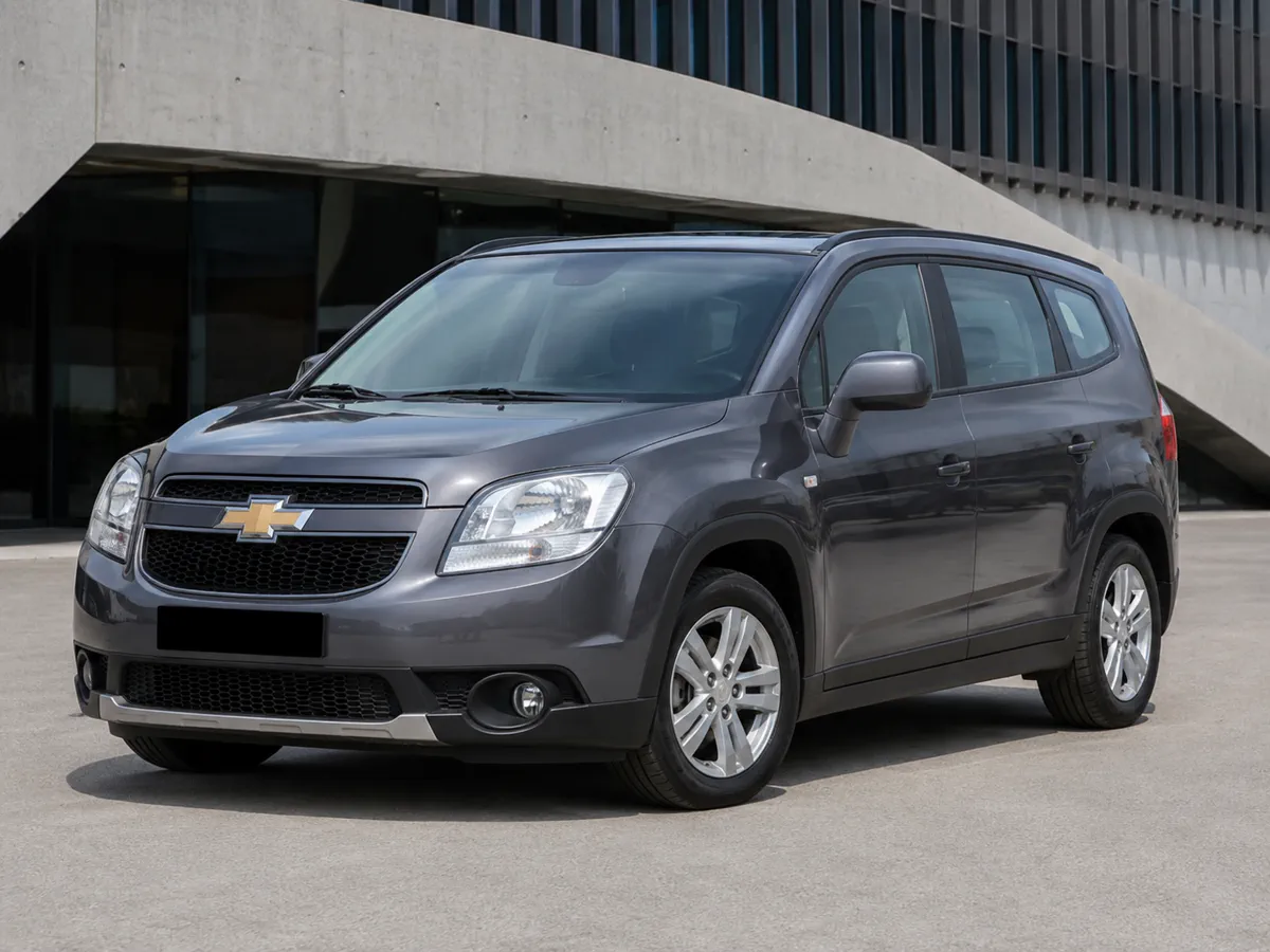 Автомобиль Chevrolet Orlando I 2014