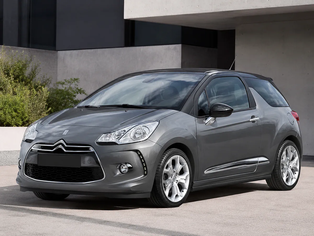 Автомобиль Citroen DS3 I 2012