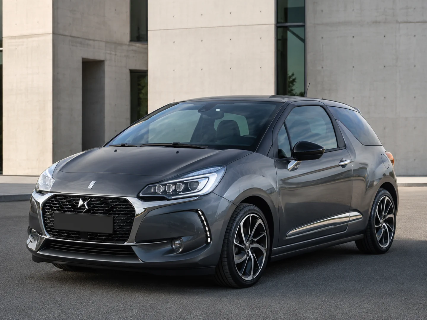 Автомобиль DS 3 I Рестайлинг 2017