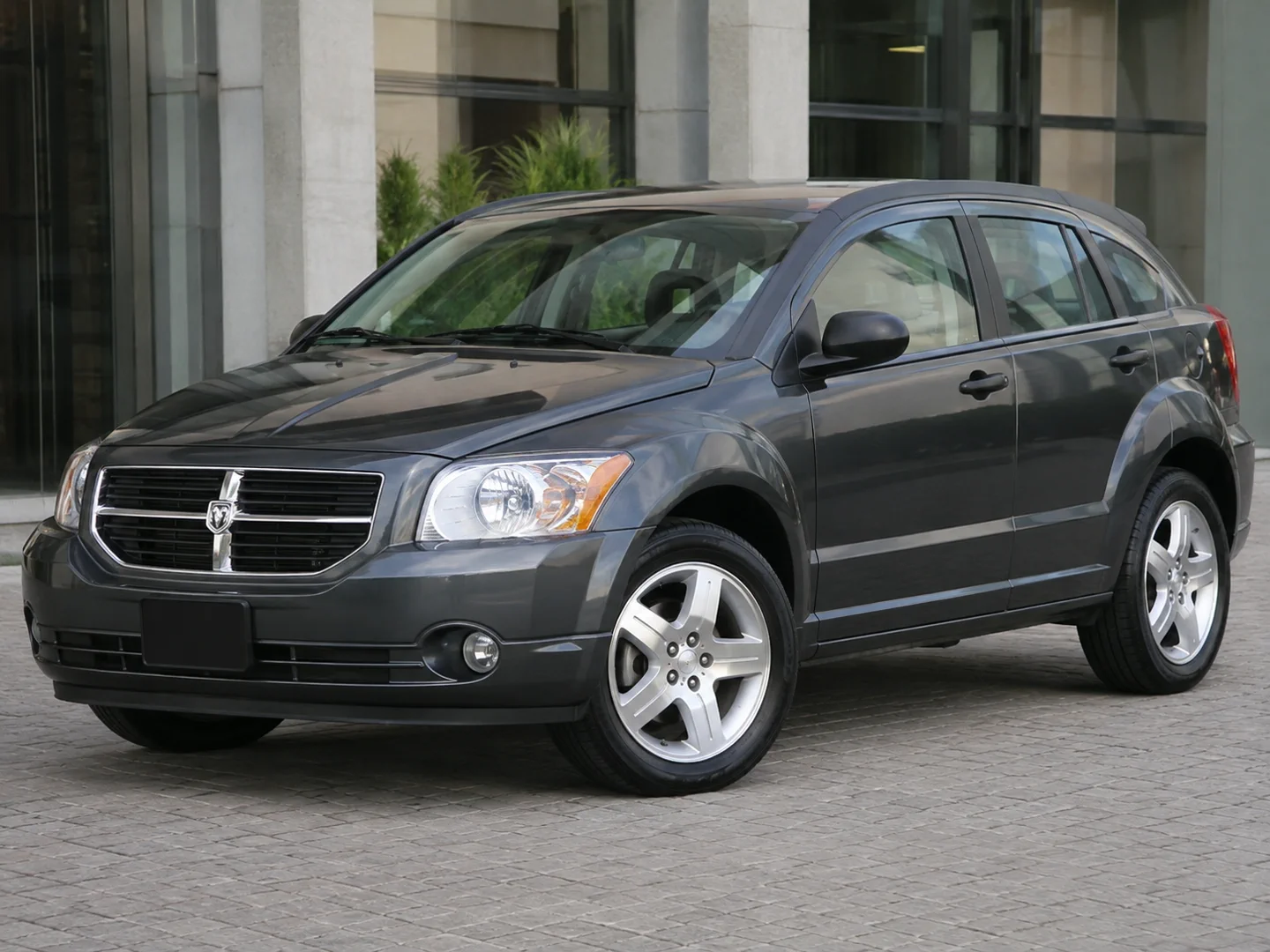 Автомобиль Dodge Caliber I 2008