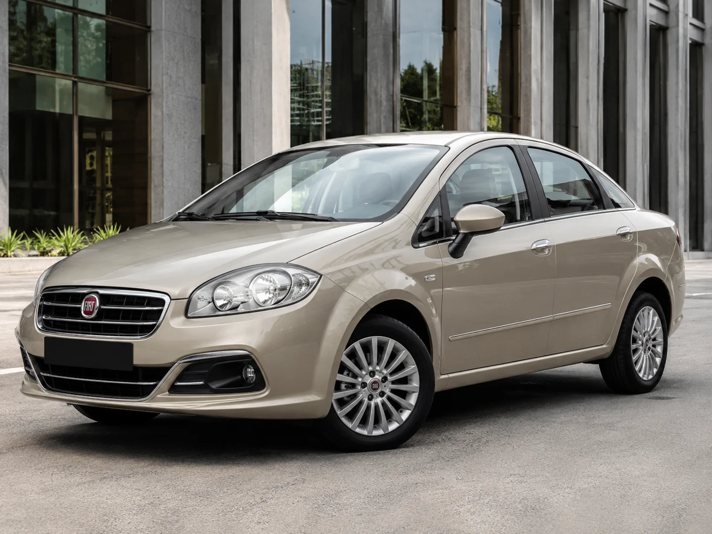 Автомобиль Fiat Linea 2007-2018 2012