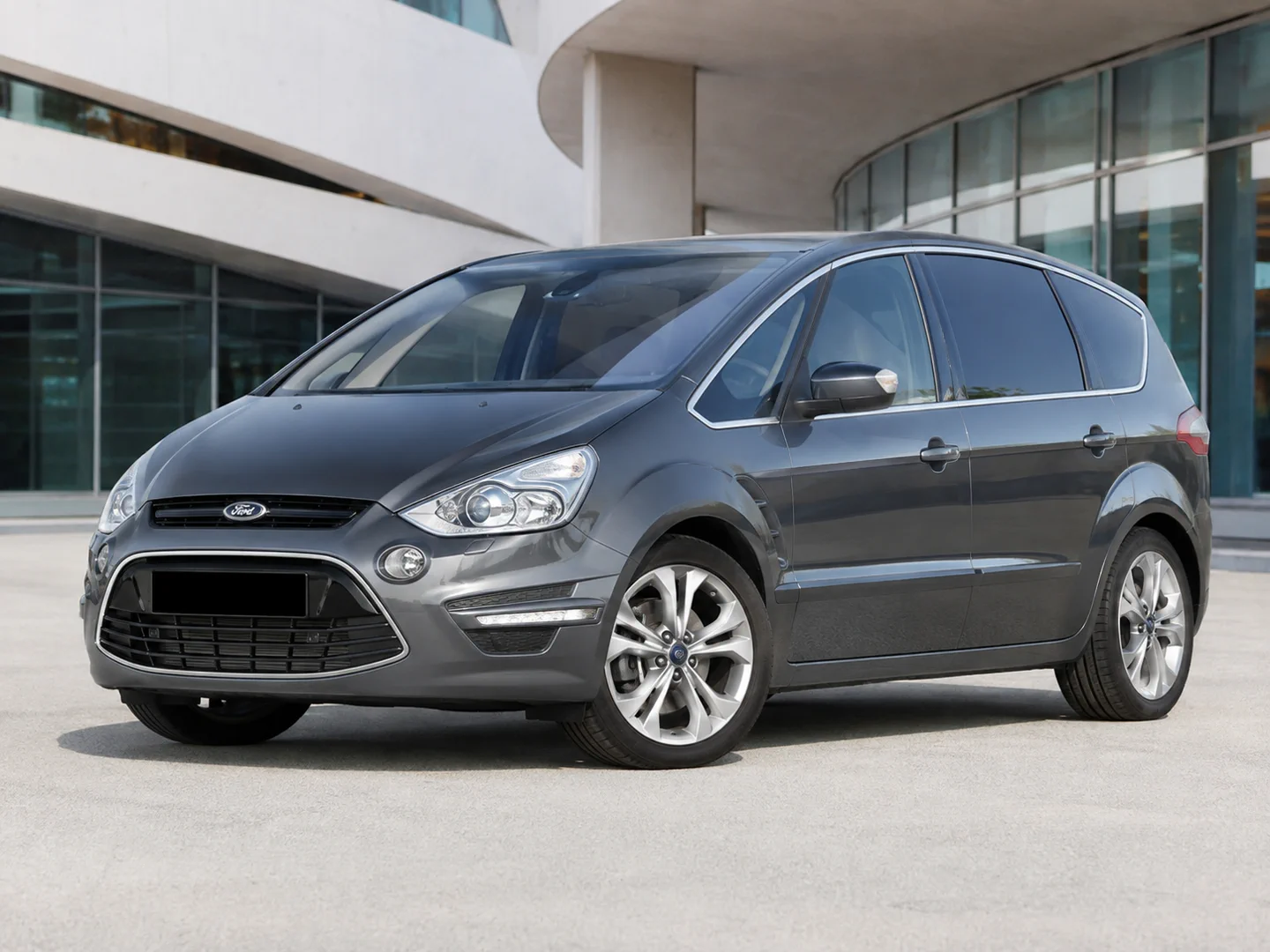 Автомобиль Ford S-MAX I Рестайлинг 2013