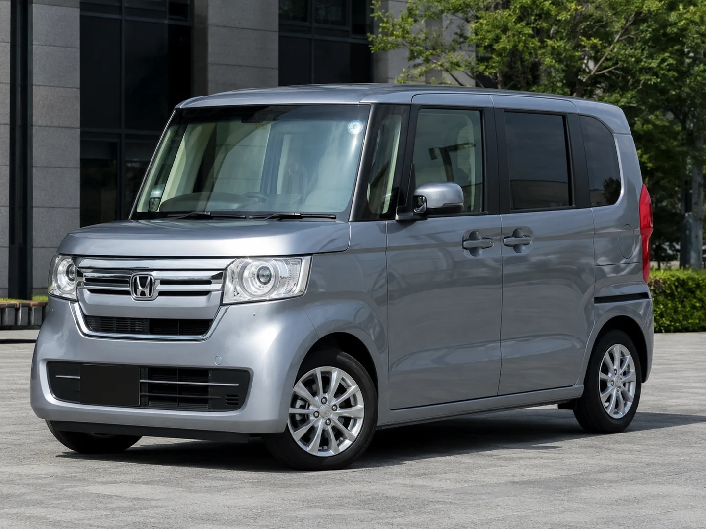 Автомобиль Honda N-BOX II Рестайлинг 2021