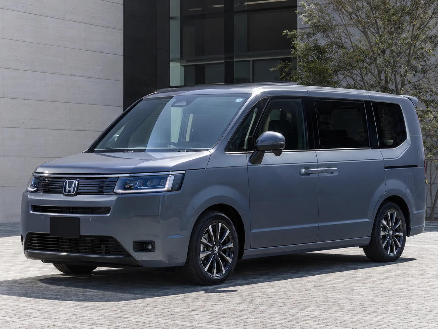 Автомобиль Honda Stepwgn VI 2023