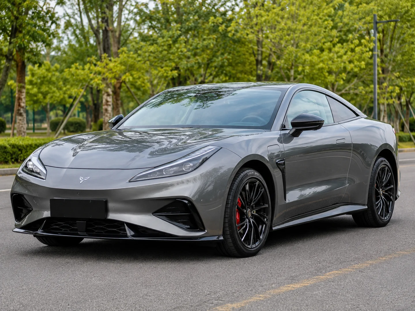 Автомобиль Hozon Neta GT 2023-2025 2024