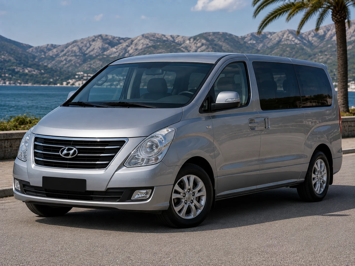 Автомобиль Hyundai Grand Starex I Рестайлинг 2017