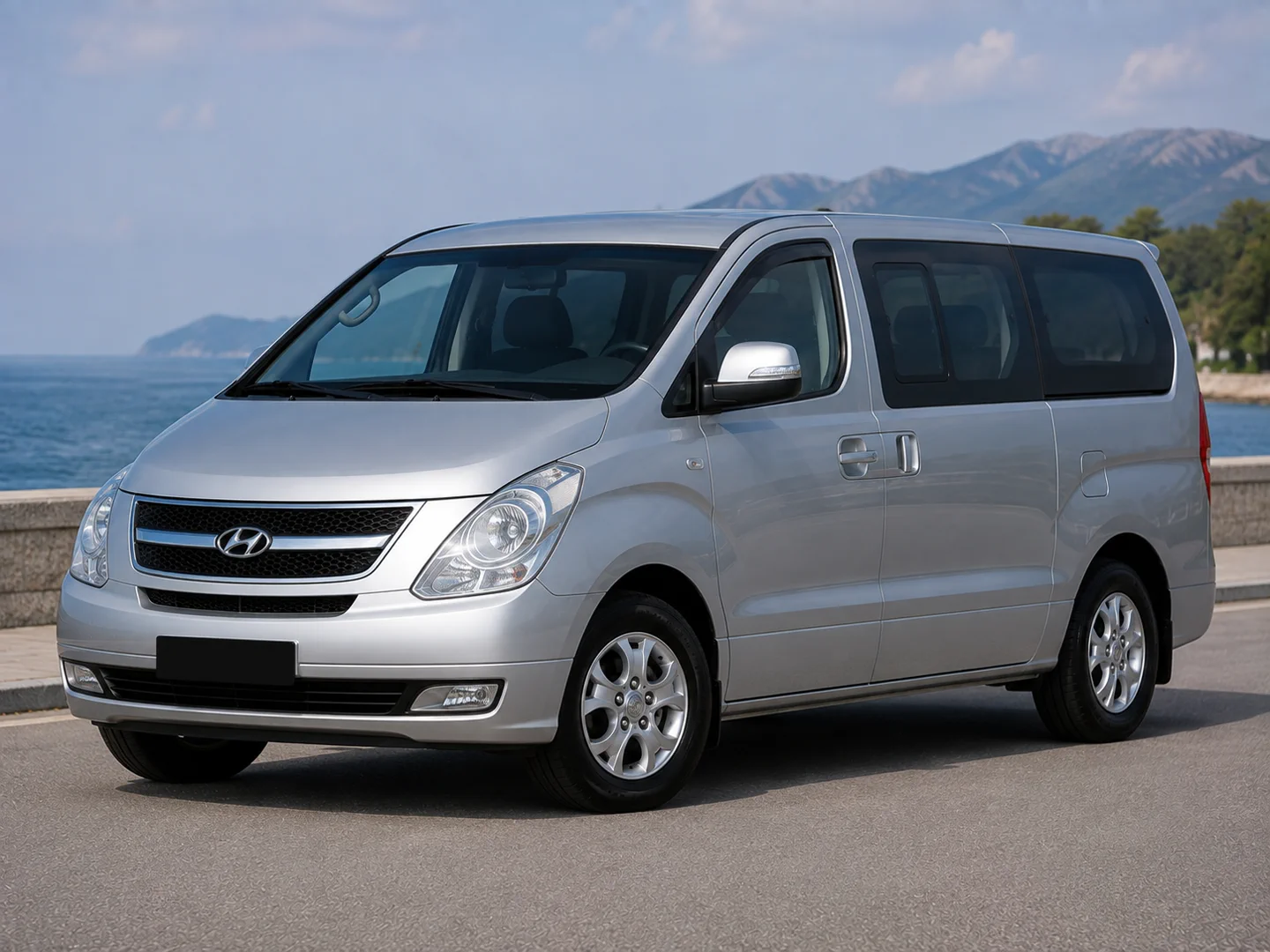Автомобиль Hyundai Grand Starex I 2012