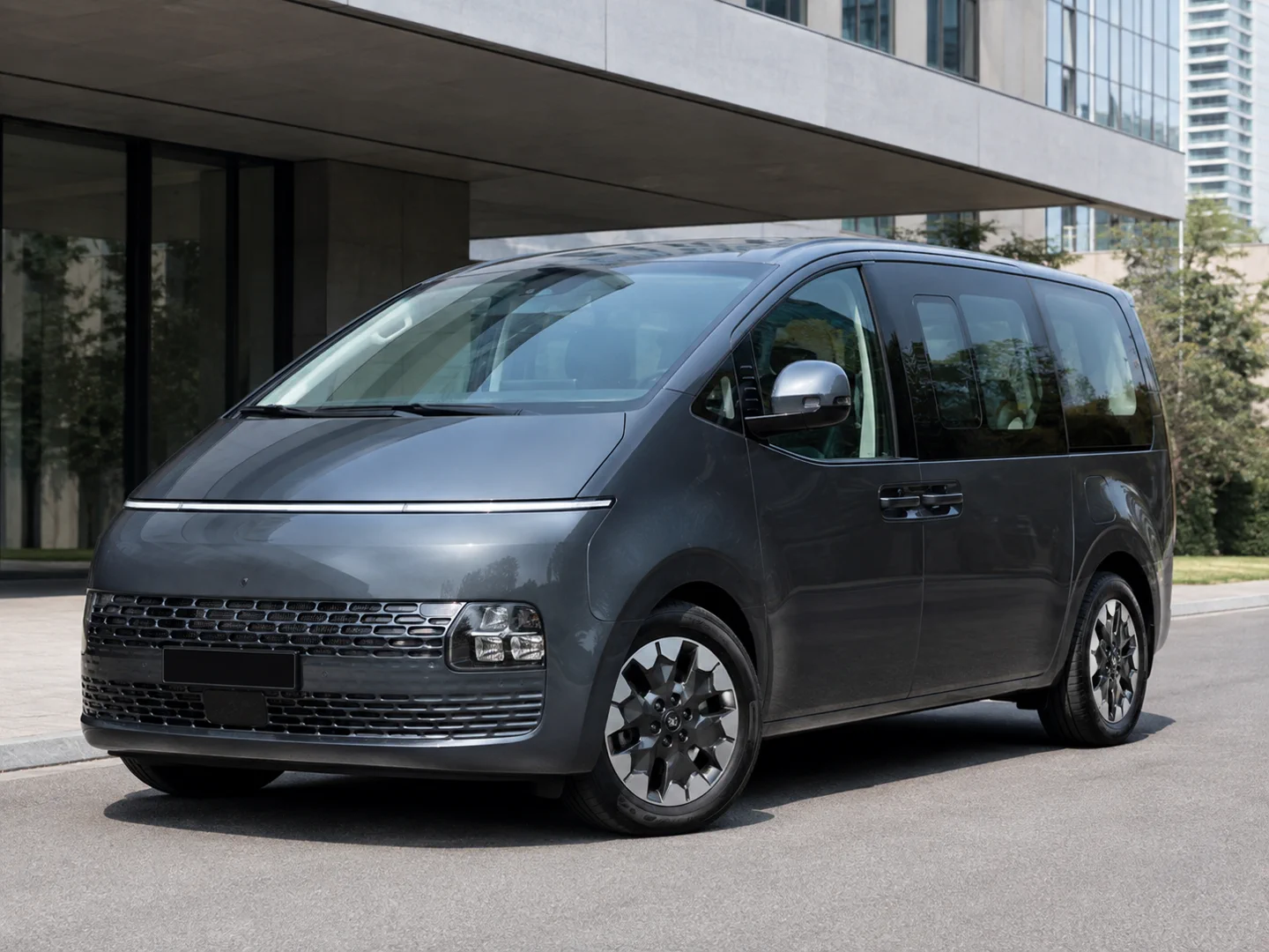 Автомобиль Hyundai Staria I 2022