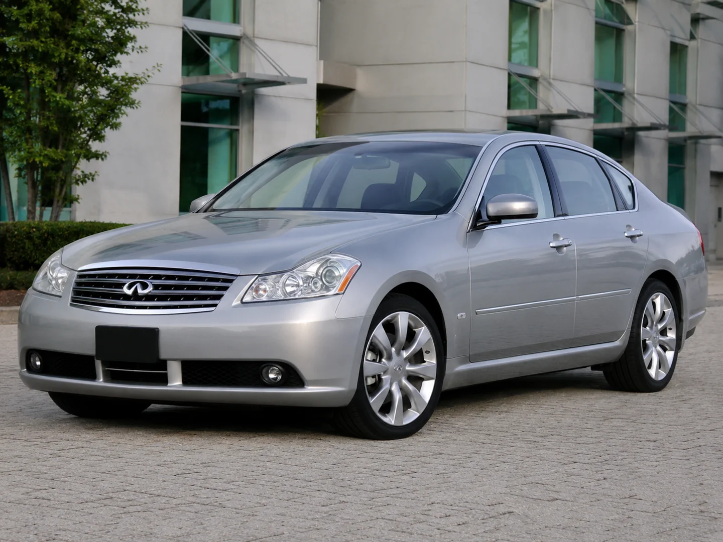 Автомобиль Infiniti M III 2007