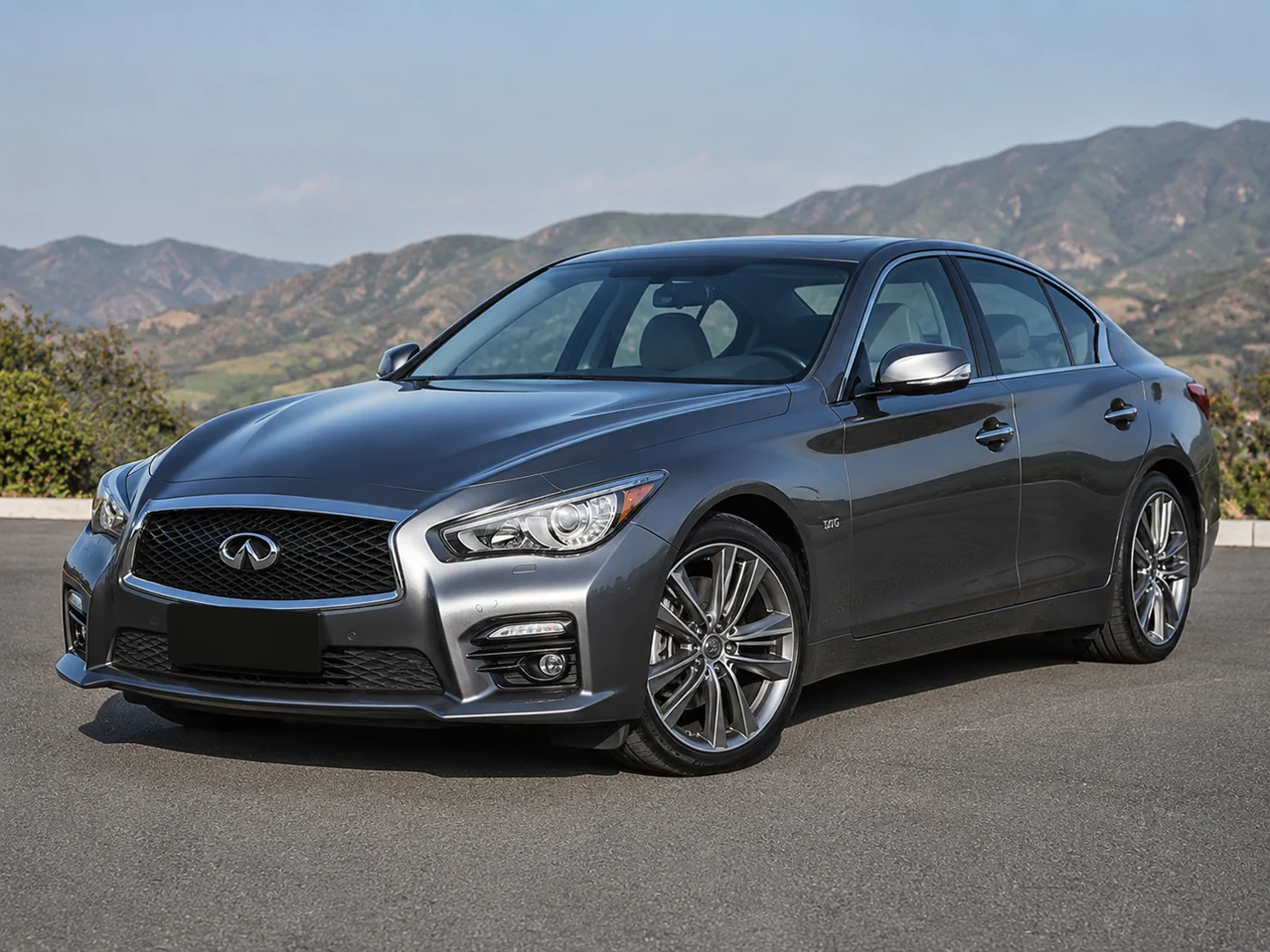 Автомобиль Infiniti Q50 I 2016
