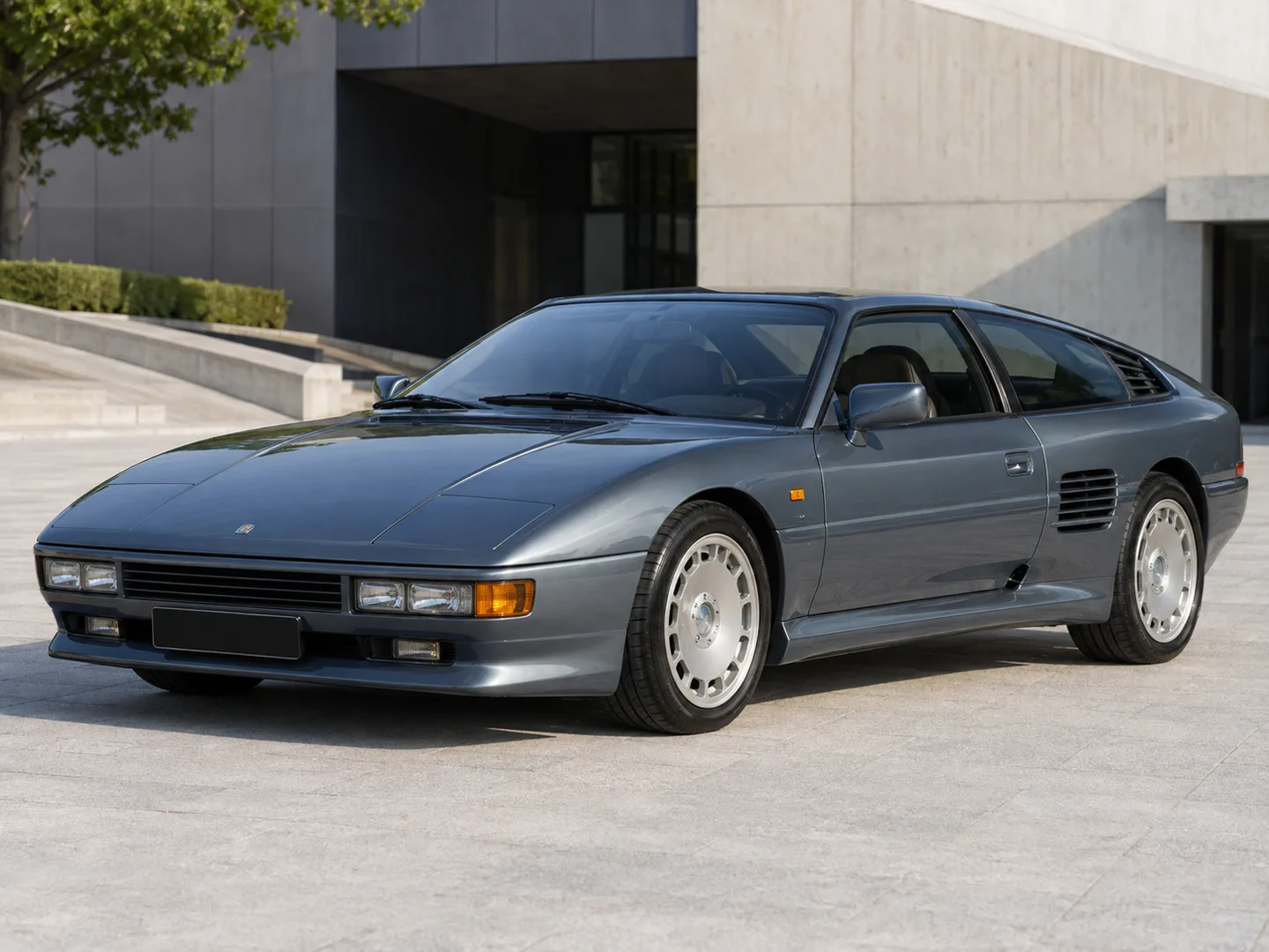 Автомобиль Isdera Imperator 108i 1984-1993 1990