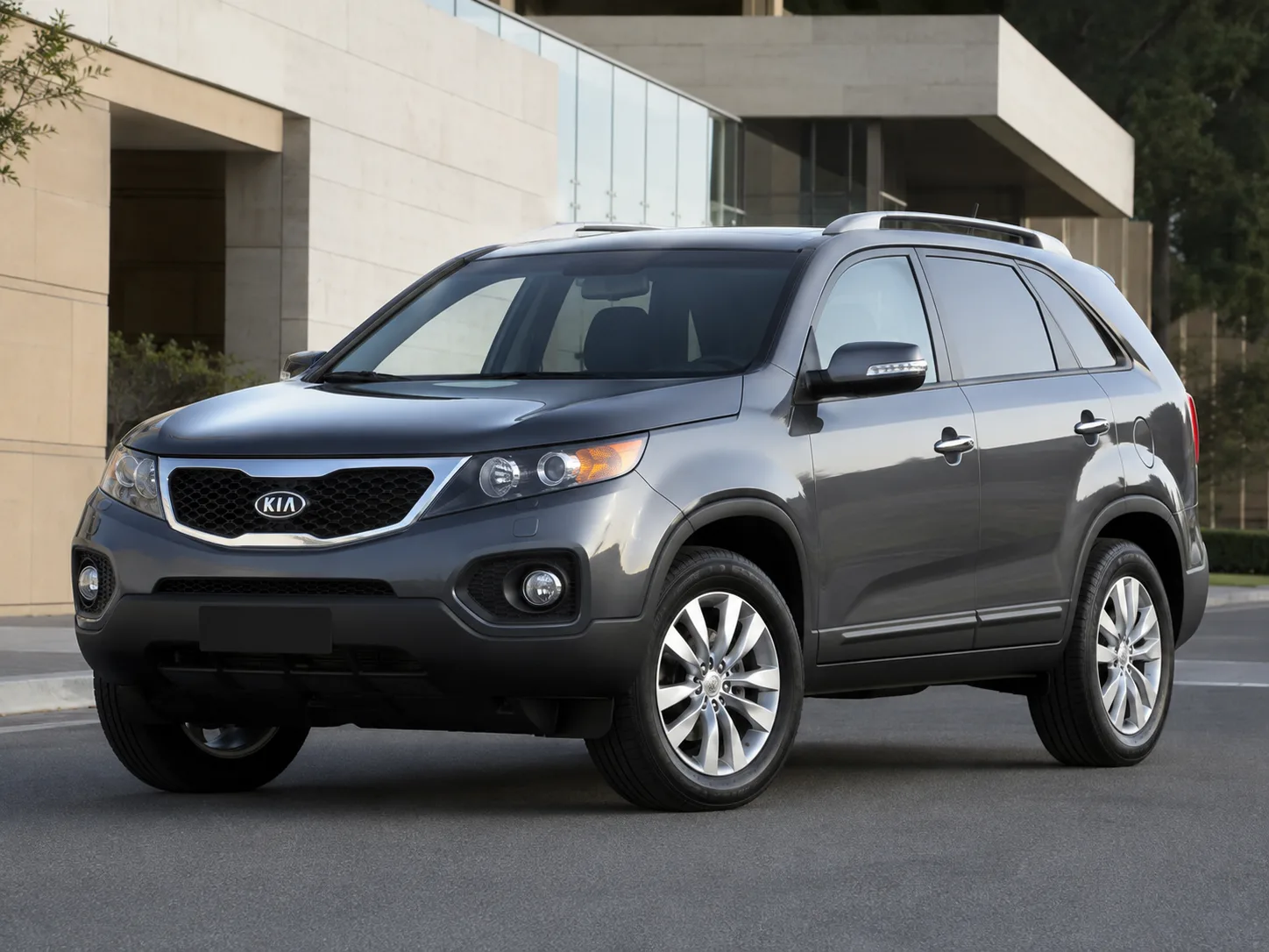 Автомобиль Kia Sorento II 2011
