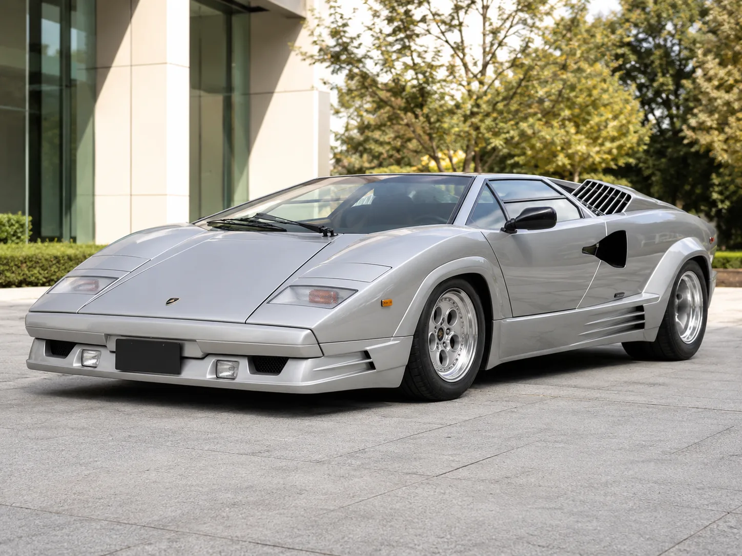 Автомобиль Lamborghini Countach 1974-1991 1985