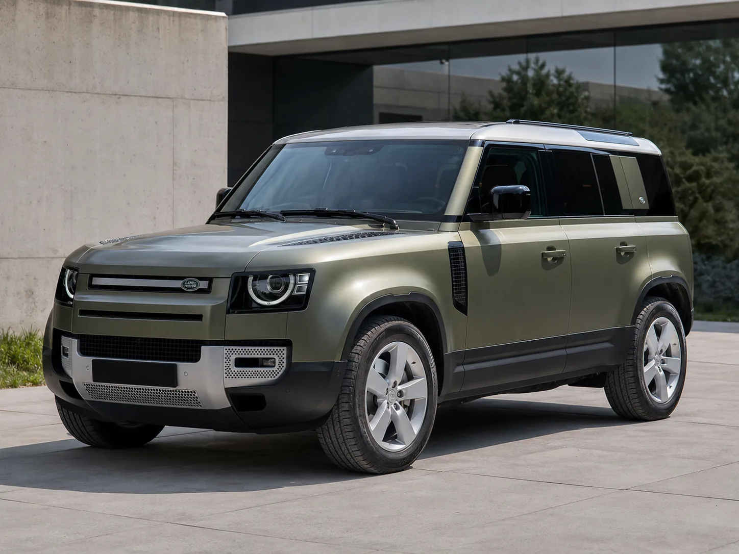 Автомобиль Land Rover Defender II 2020