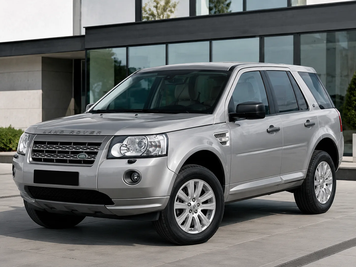 Автомобиль Land Rover Freelander II Рестайлинг 2011