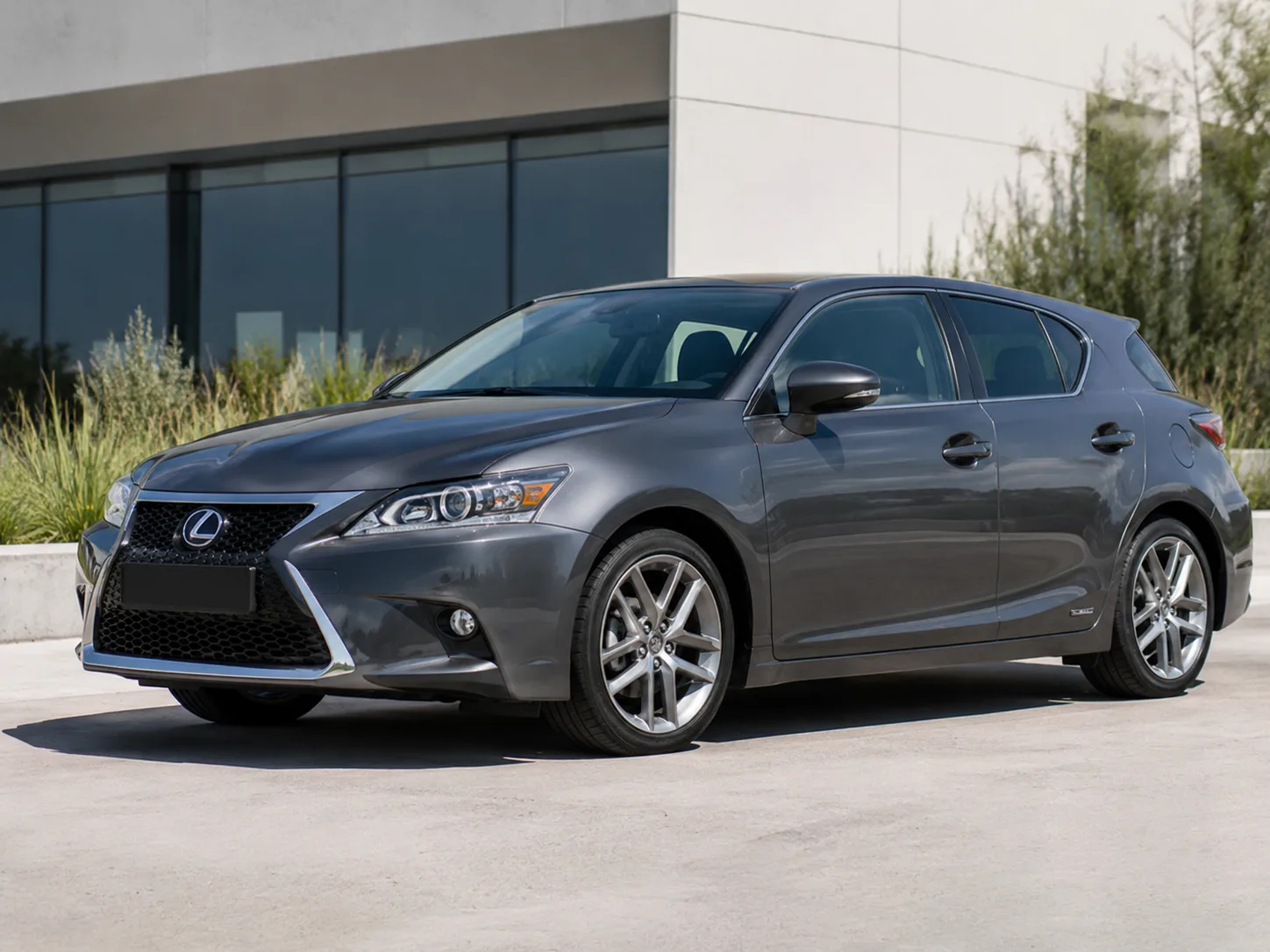 Автомобиль Lexus CT I 2013